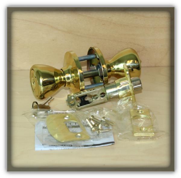 Entry Knob Lockset Grade 3 Bright Brass Finish #2