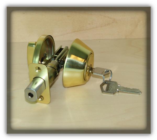 Single Cylinder Bright Brass Deadbolt - 2way Latch